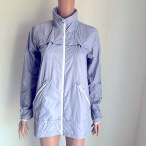 Lululemon Athletica Silver Gray Hoodie Windbreaker Running Jacket Women’s Size 4